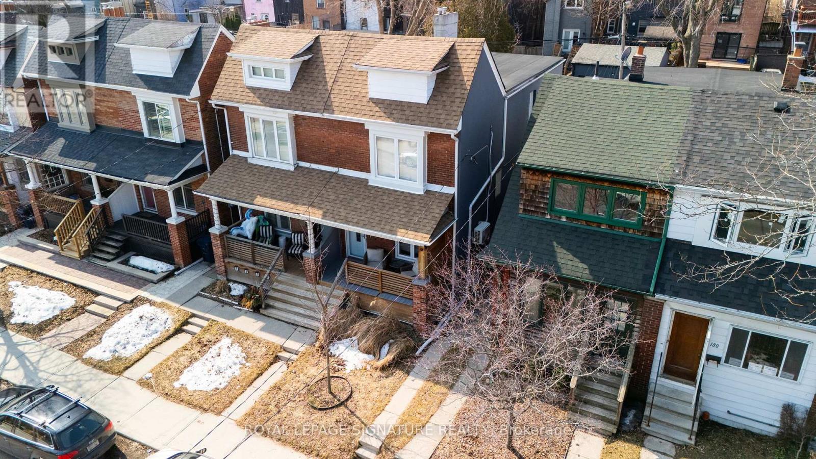 176 Hastings Avenue, Toronto, Ontario  M4L 2L3 - Photo 44 - E12878142