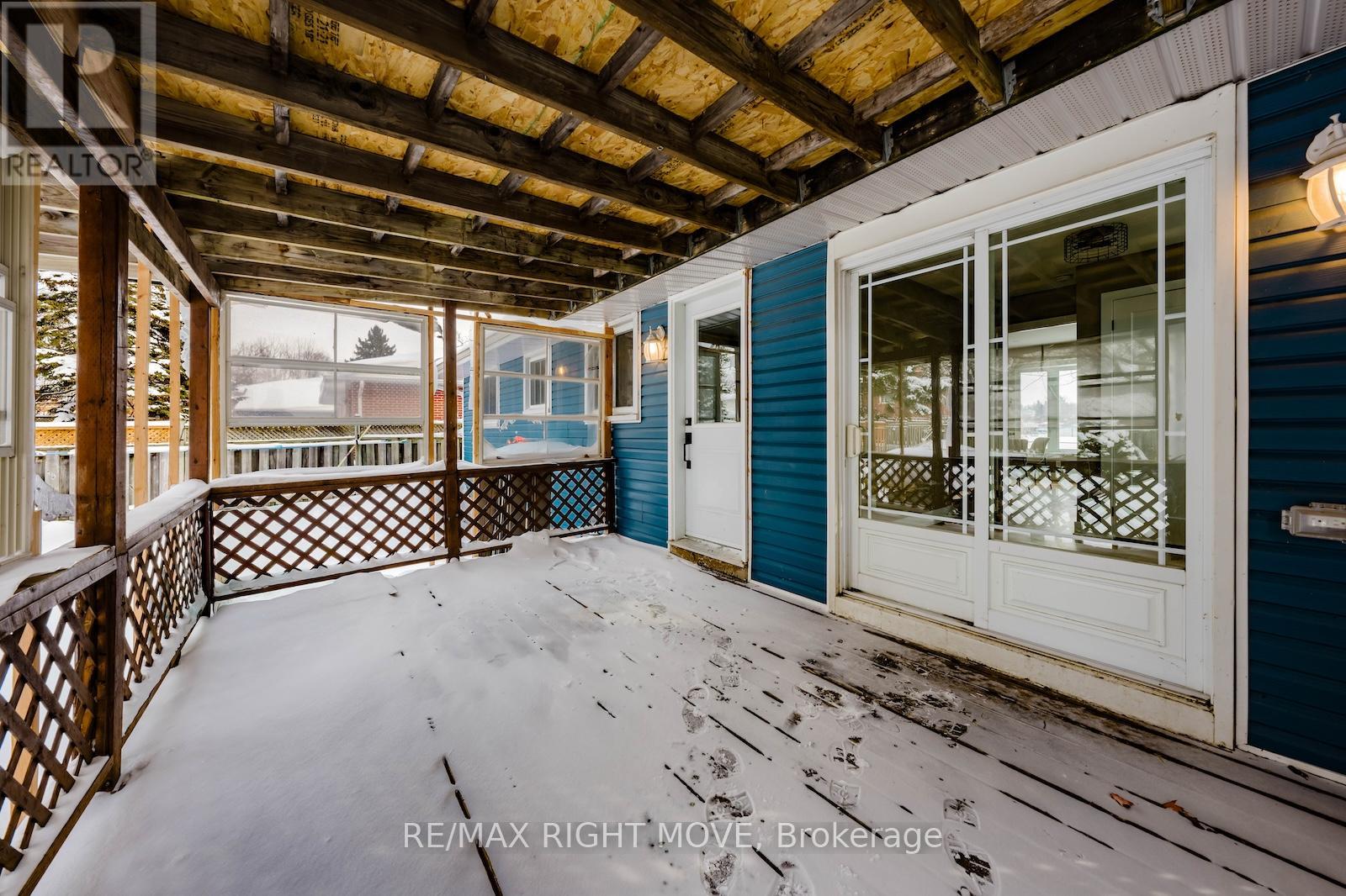 198 Rose Street, Barrie (Wellington), Ontario  L4M 2T9 - Photo 19 - S12810320