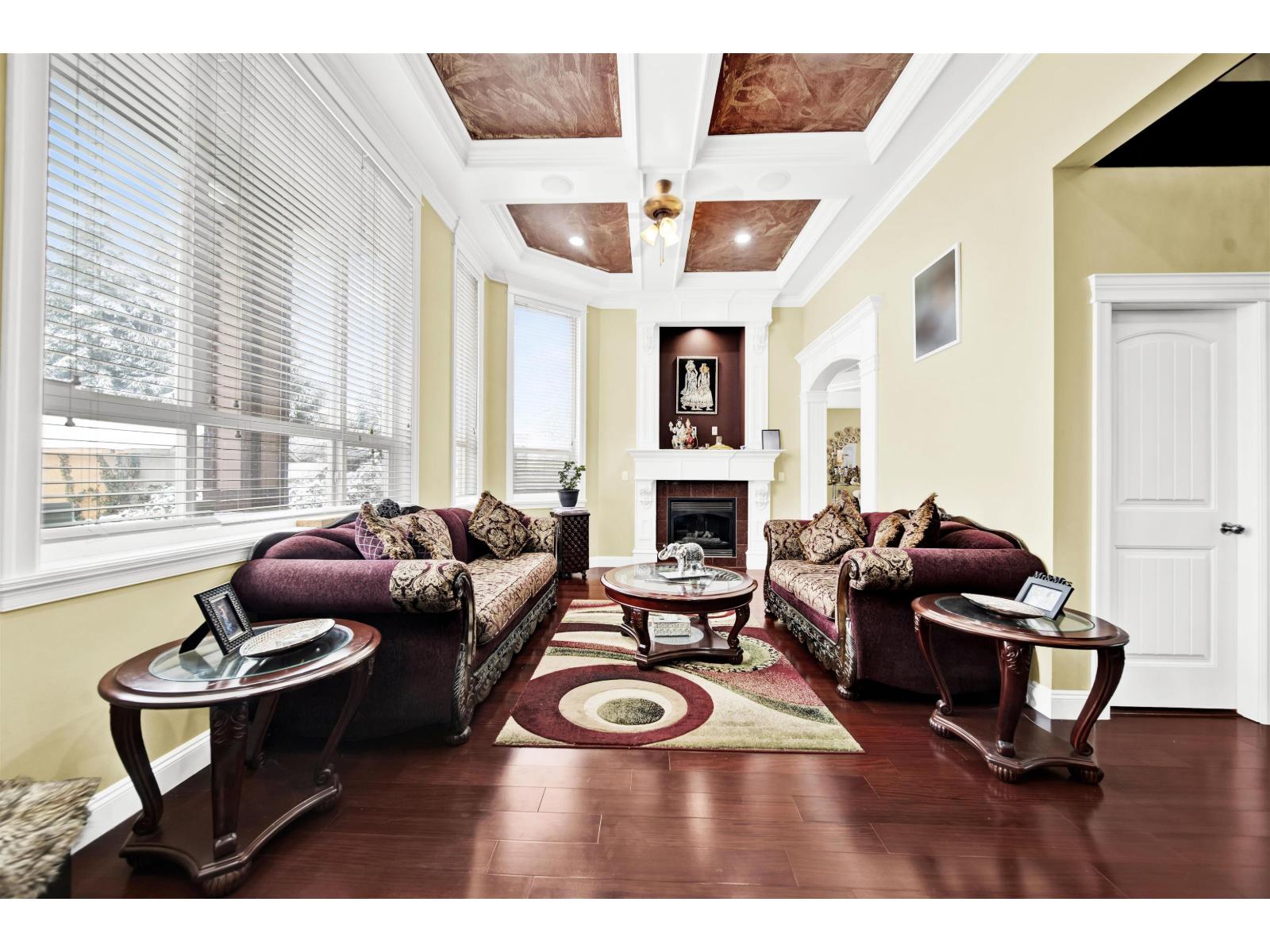 14049 Grosvenor Road, Surrey, British Columbia  V3R 5G6 - Photo 3 - R3098456