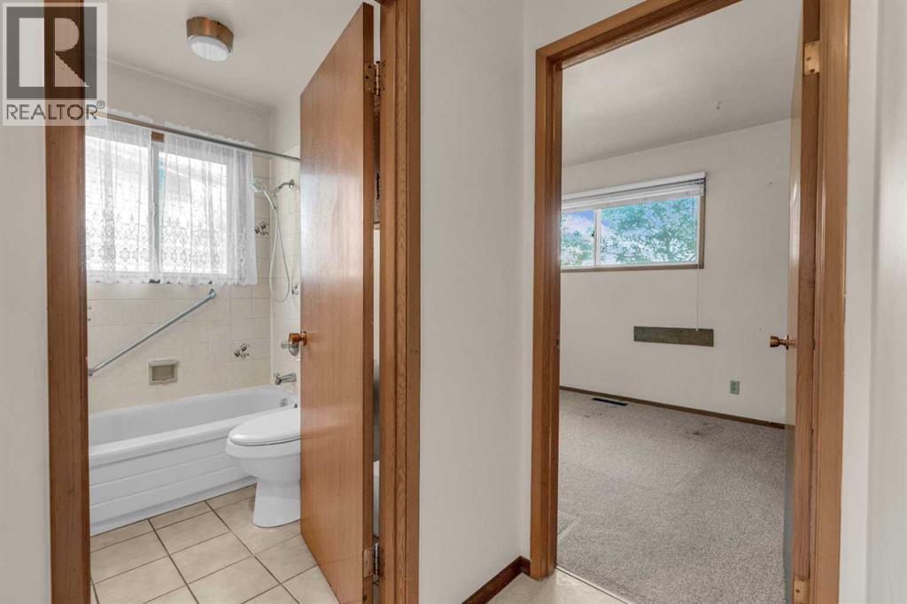 4511 Richmond Road Sw, Calgary, Alberta  T3E 4P9 - Photo 16 - A2289371