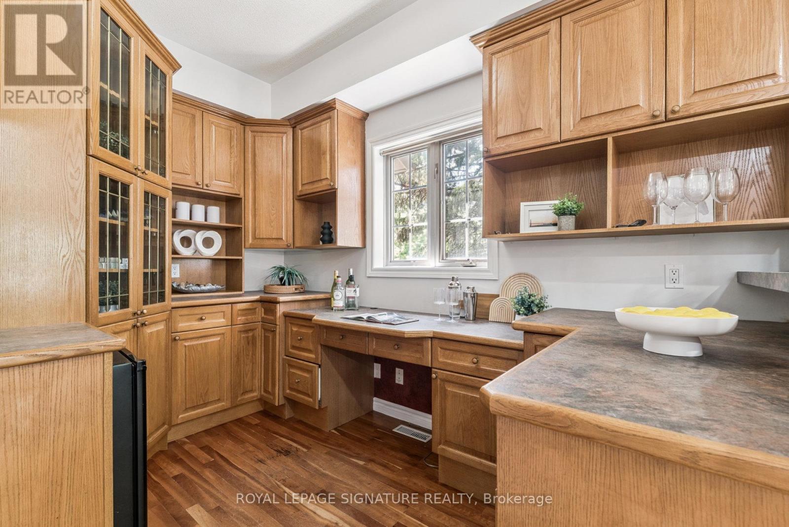 12 Mccullough Court, Barrie, Ontario  L4N 8M3 - Photo 8 - S12867100