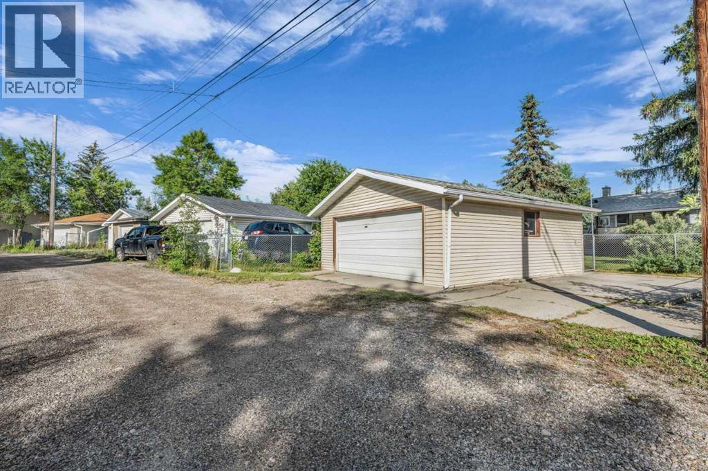 4511 Richmond Road Sw, Calgary, Alberta  T3E 4P9 - Photo 34 - A2289371