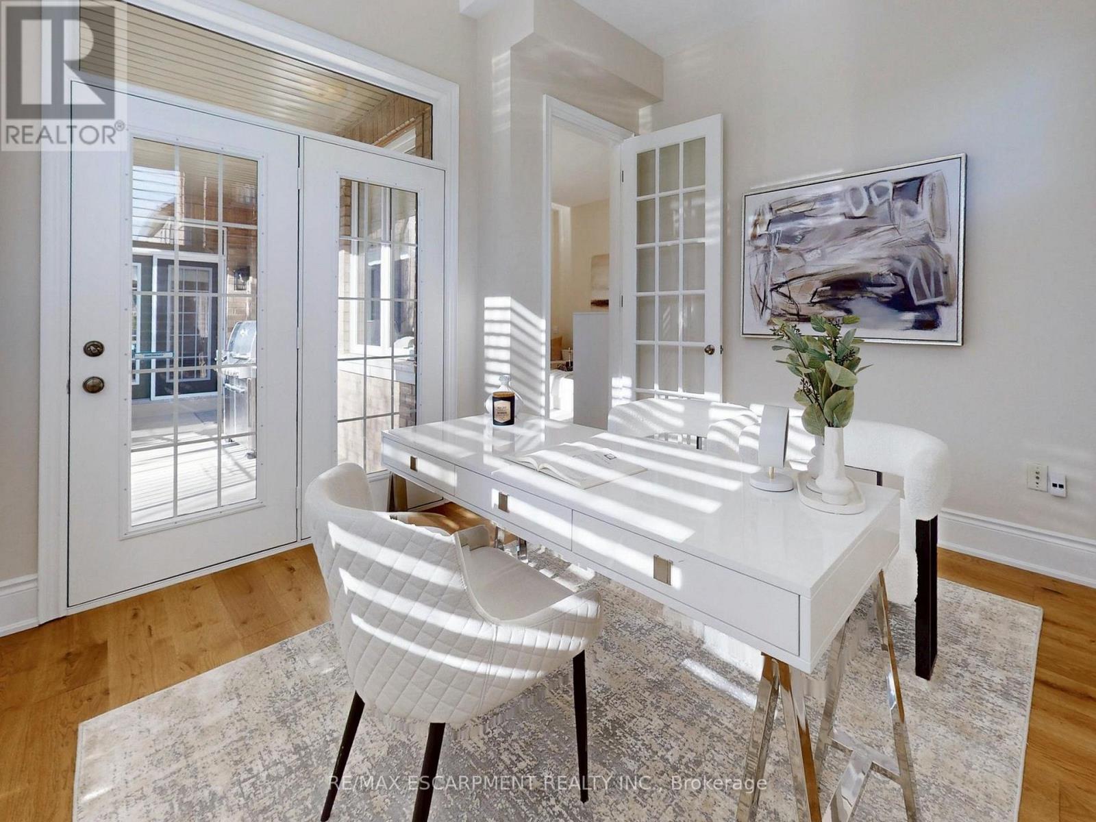 3340 Mistwell Crescent, Oakville, Ontario  L6L 0A3 - Photo 19 - W12872640