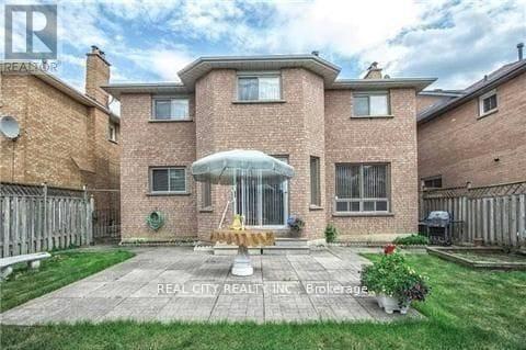 37 Bobcat Street, Brampton (Sandringham-Wellington), Ontario  L6R 1C8 - Photo 25 - W12852752