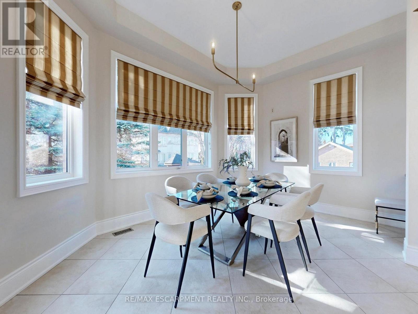 3340 Mistwell Crescent, Oakville, Ontario  L6L 0A3 - Photo 18 - W12872640