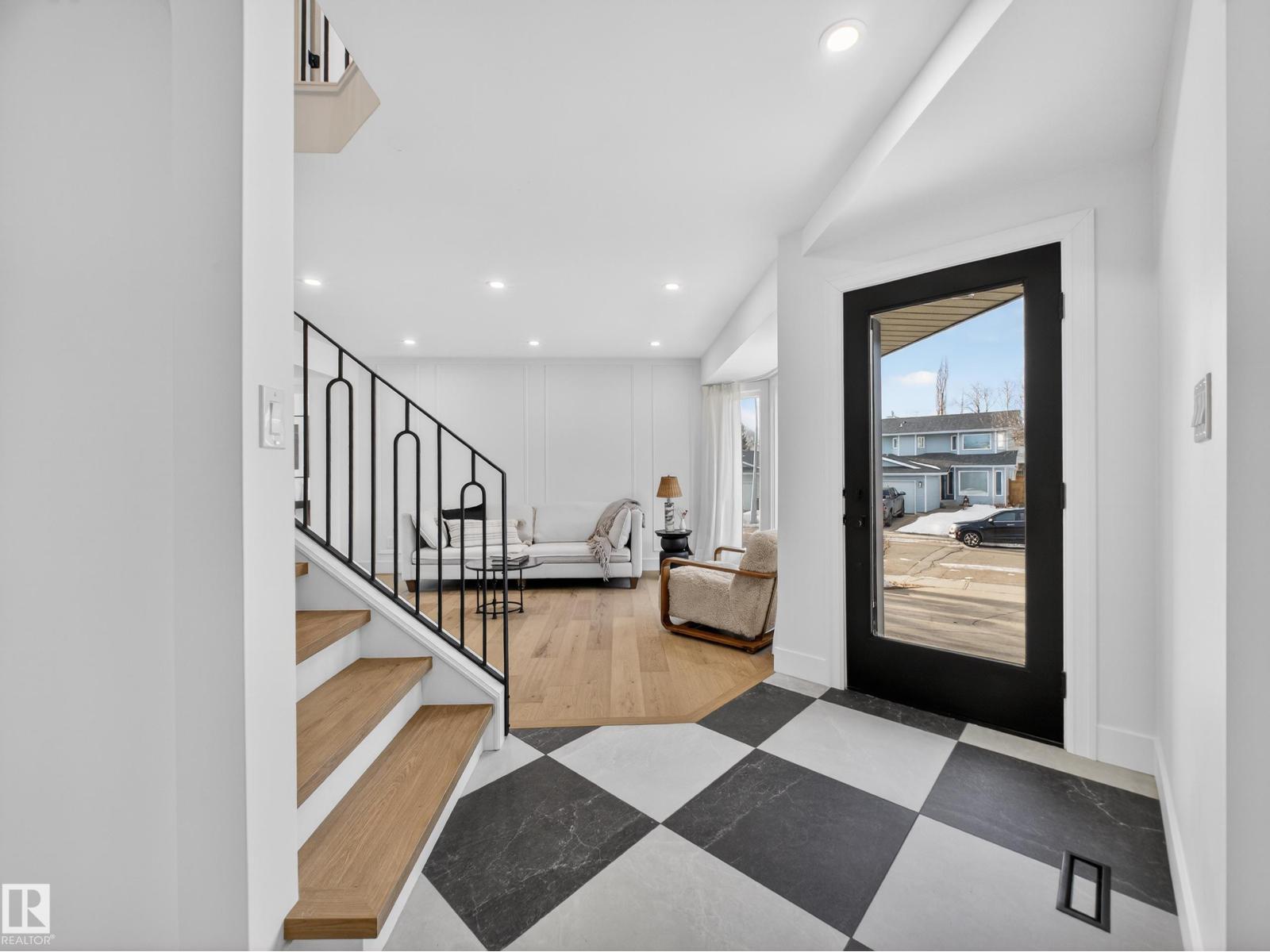 7 Canyon Dr, Sherwood Park, Alberta  T8H 1N2 - Photo 3 - E4477170