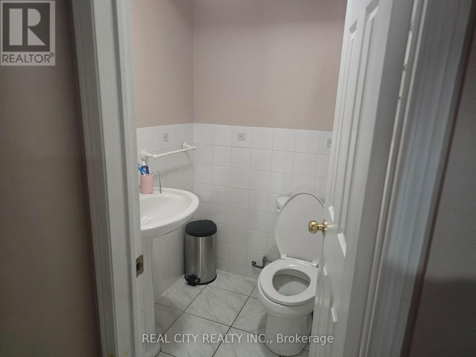 37 Bobcat Street, Brampton (Sandringham-Wellington), Ontario  L6R 1C8 - Photo 23 - W12852752