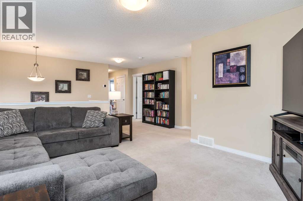 26 Mount Rae Terrace, Okotoks, Alberta  T1S 0M6 - Photo 17 - A2292754