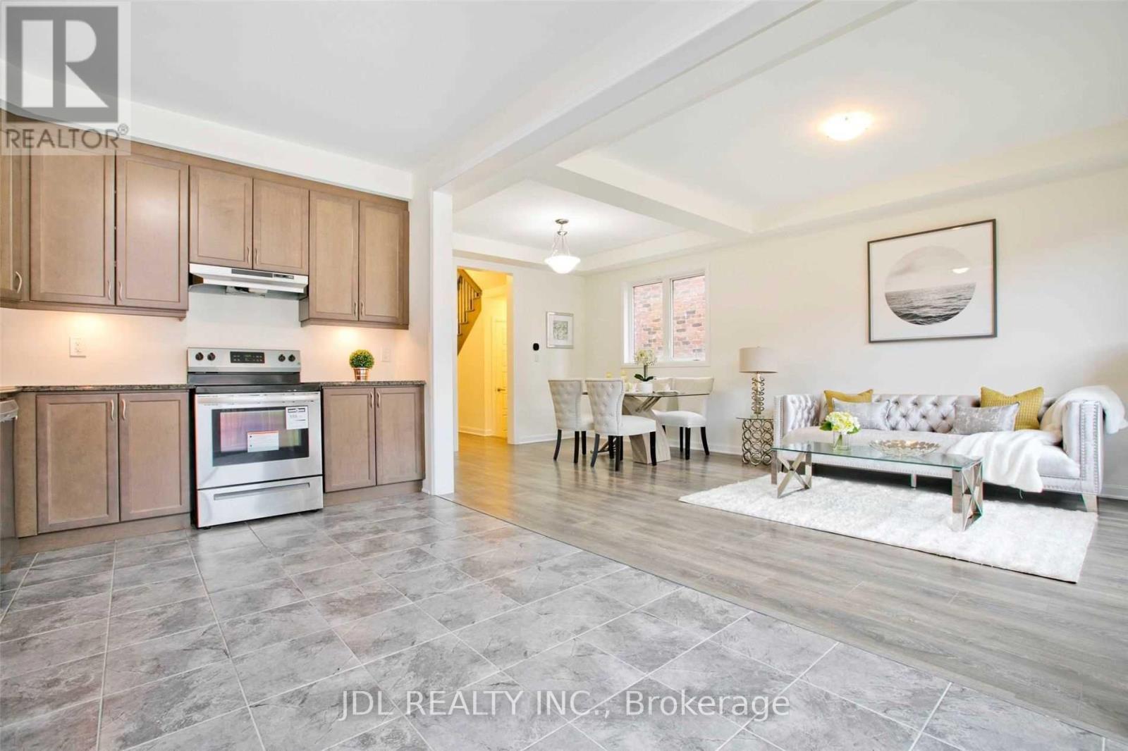 16 Casely Avenue, Richmond Hill, Ontario  L4S 0K3 - Photo 10 - N12878068