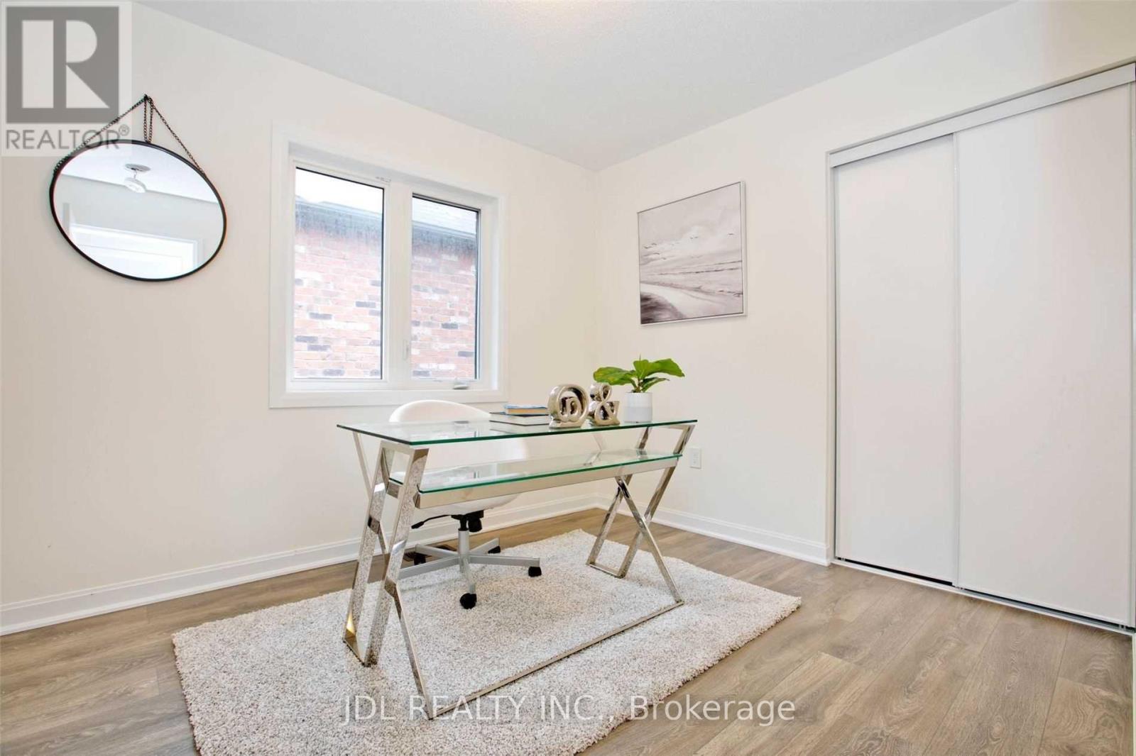 16 Casely Avenue, Richmond Hill, Ontario  L4S 0K3 - Photo 7 - N12878068