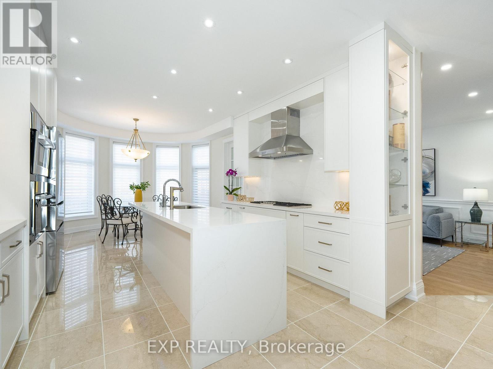 249 Boake Trail, Richmond Hill, Ontario  L4B 4B4 - Photo 11 - N12878074