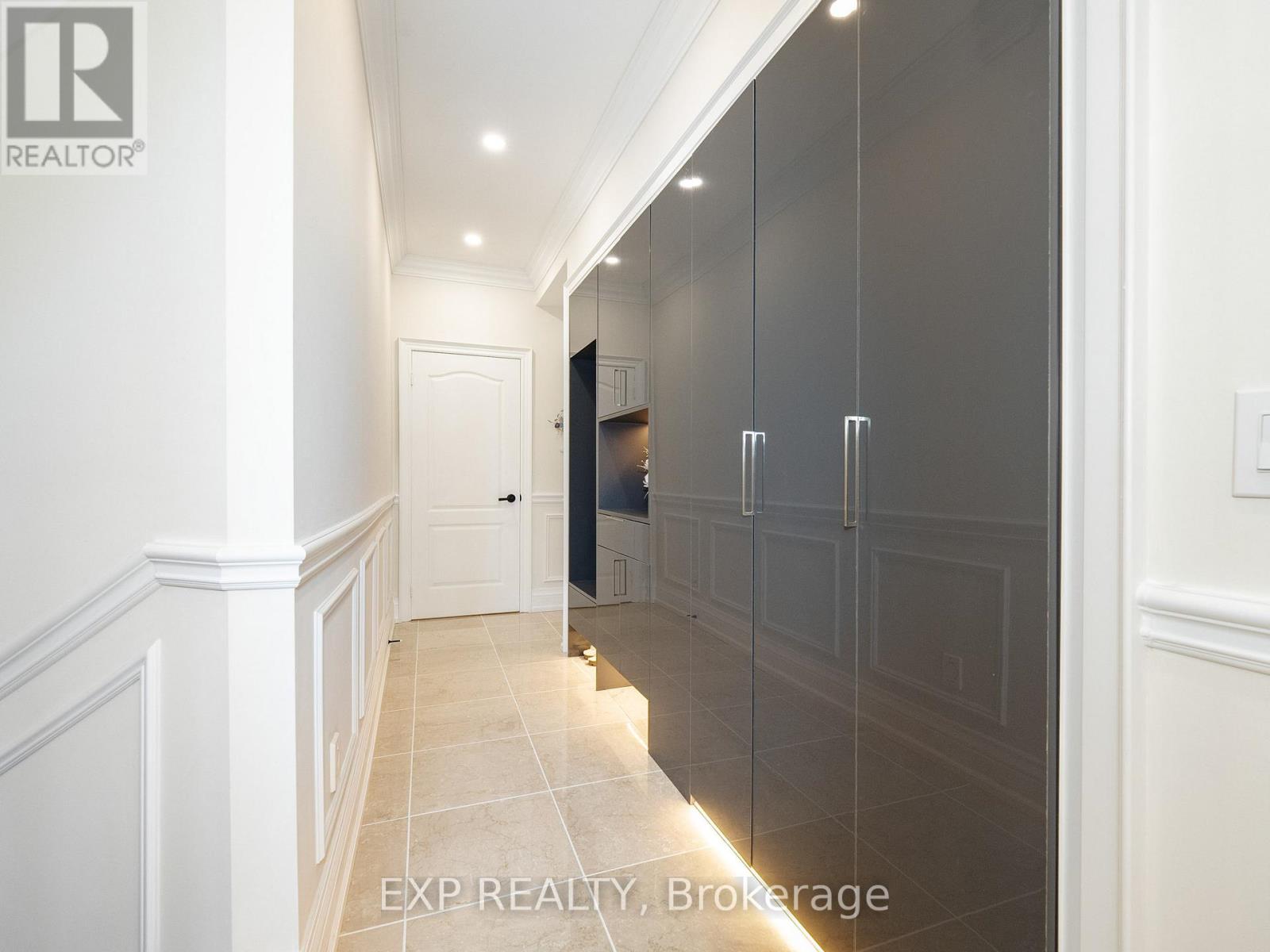 249 Boake Trail, Richmond Hill, Ontario  L4B 4B4 - Photo 19 - N12878074