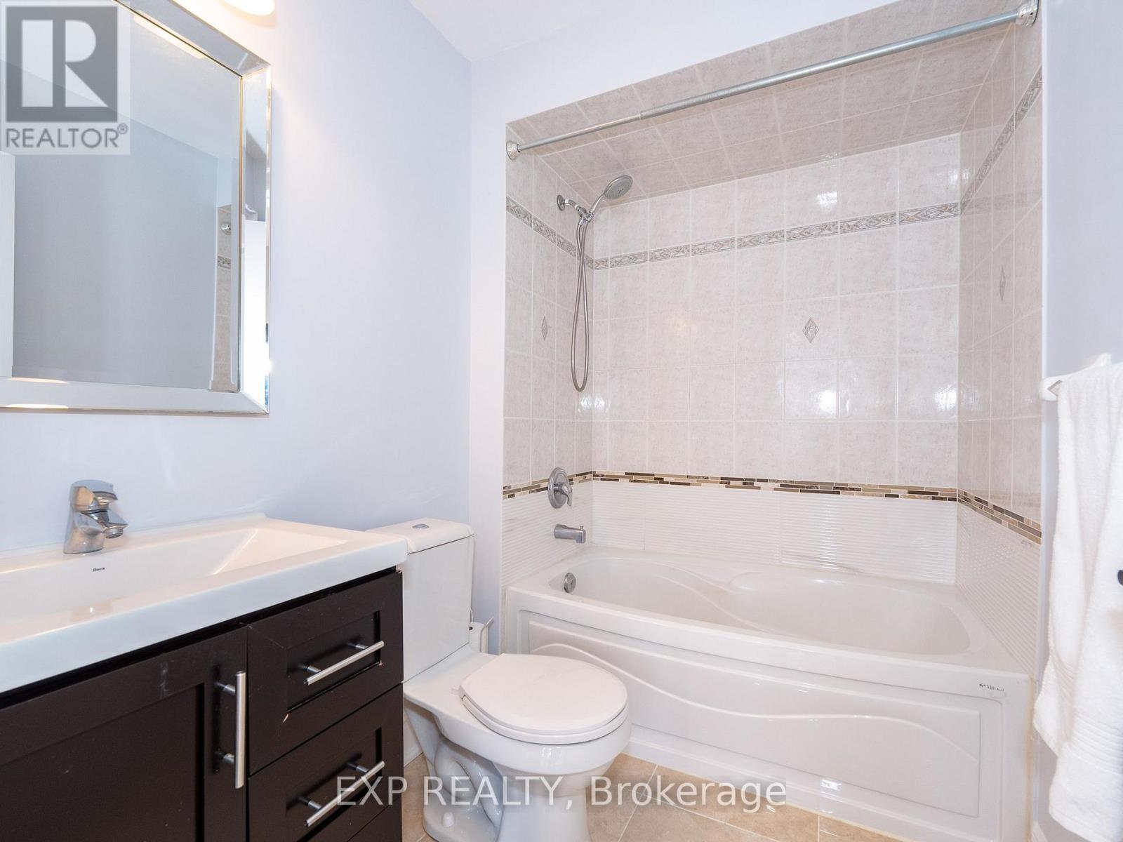 249 Boake Trail, Richmond Hill, Ontario  L4B 4B4 - Photo 33 - N12878074