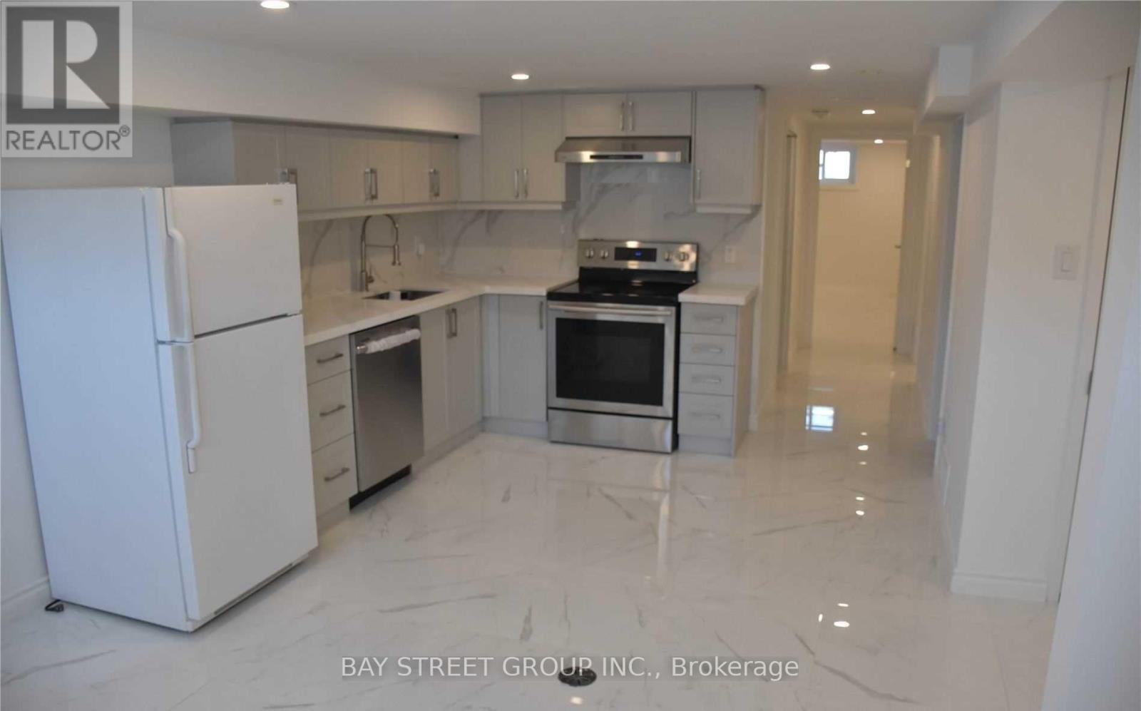 Basemen - 185 Taylor Mills Drive N, Richmond Hill, Ontario  L4C 2T5 - Photo 2 - N12878152