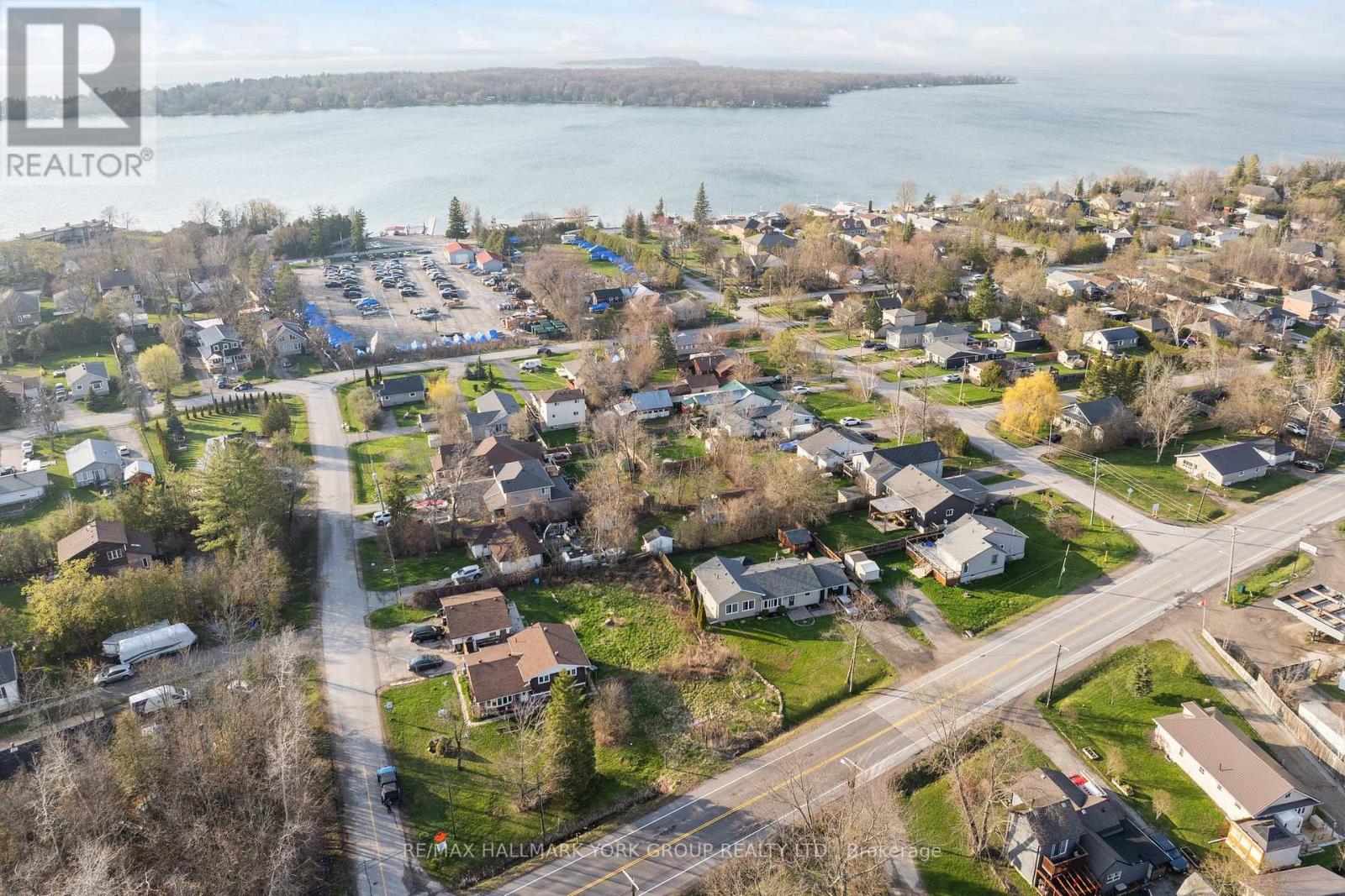 970 Metro Road N, Georgina, Ontario  L4P 3E9 - Photo 7 - N12878156