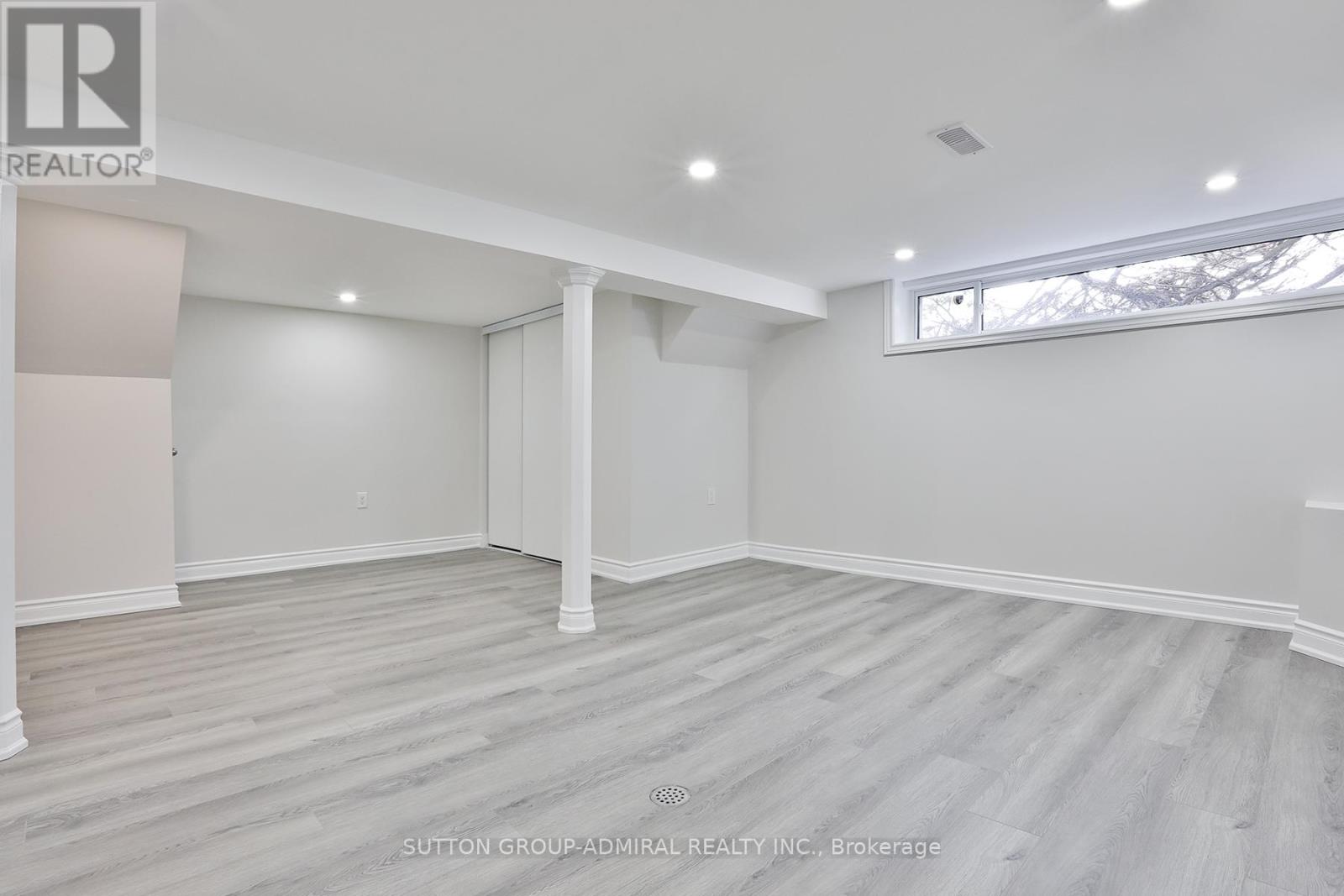 264 Mcconvey Drive, Richmond Hill (Crosby), Ontario  L4C 3K2 - Photo 17 - N12878162