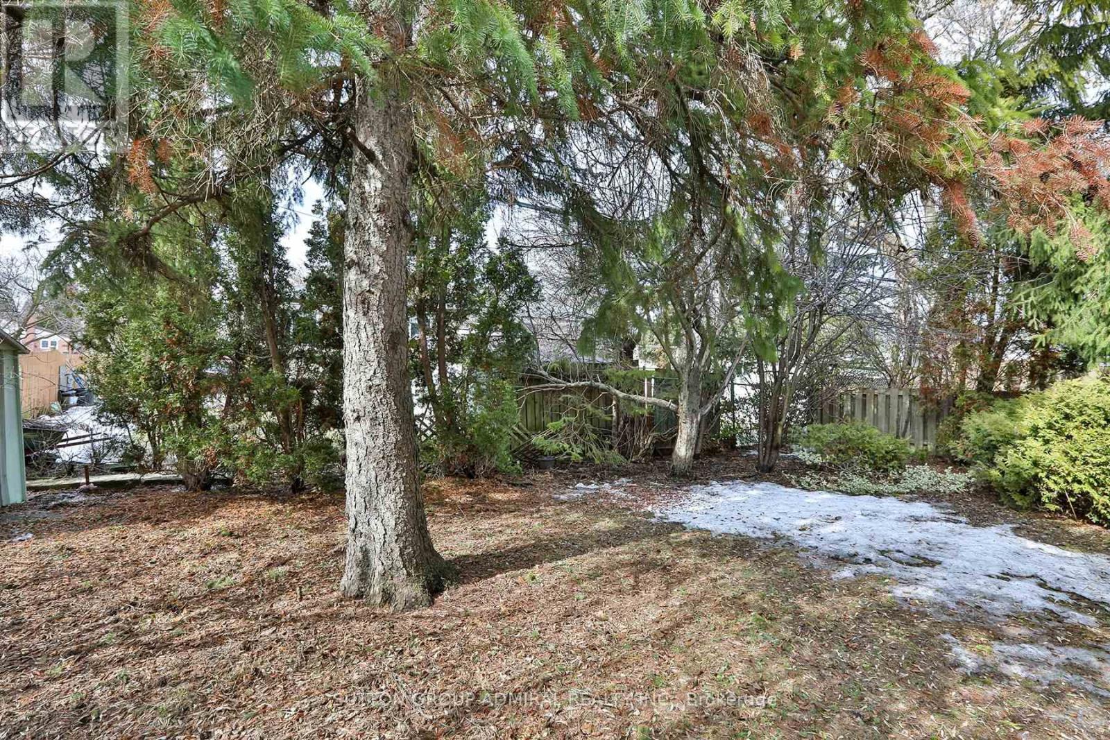 264 Mcconvey Drive, Richmond Hill (Crosby), Ontario  L4C 3K2 - Photo 26 - N12878162