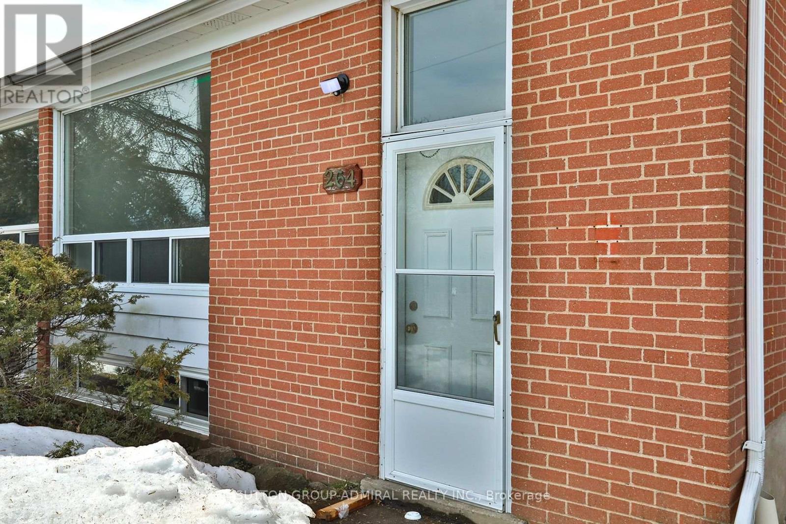 264 Mcconvey Drive, Richmond Hill (Crosby), Ontario  L4C 3K2 - Photo 28 - N12878162