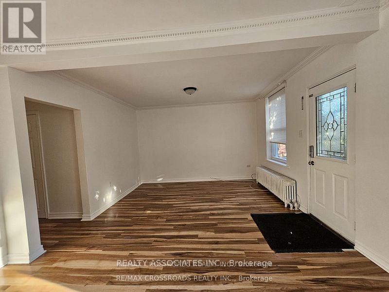 -Main - 33 Branstone Road, Toronto, Ontario  M6E 4E3 - Photo 5 - W12878024