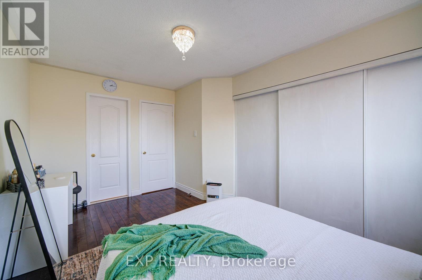 3824 Allcroft Road, Mississauga, Ontario  L5N 6V6 - Photo 29 - W12878050