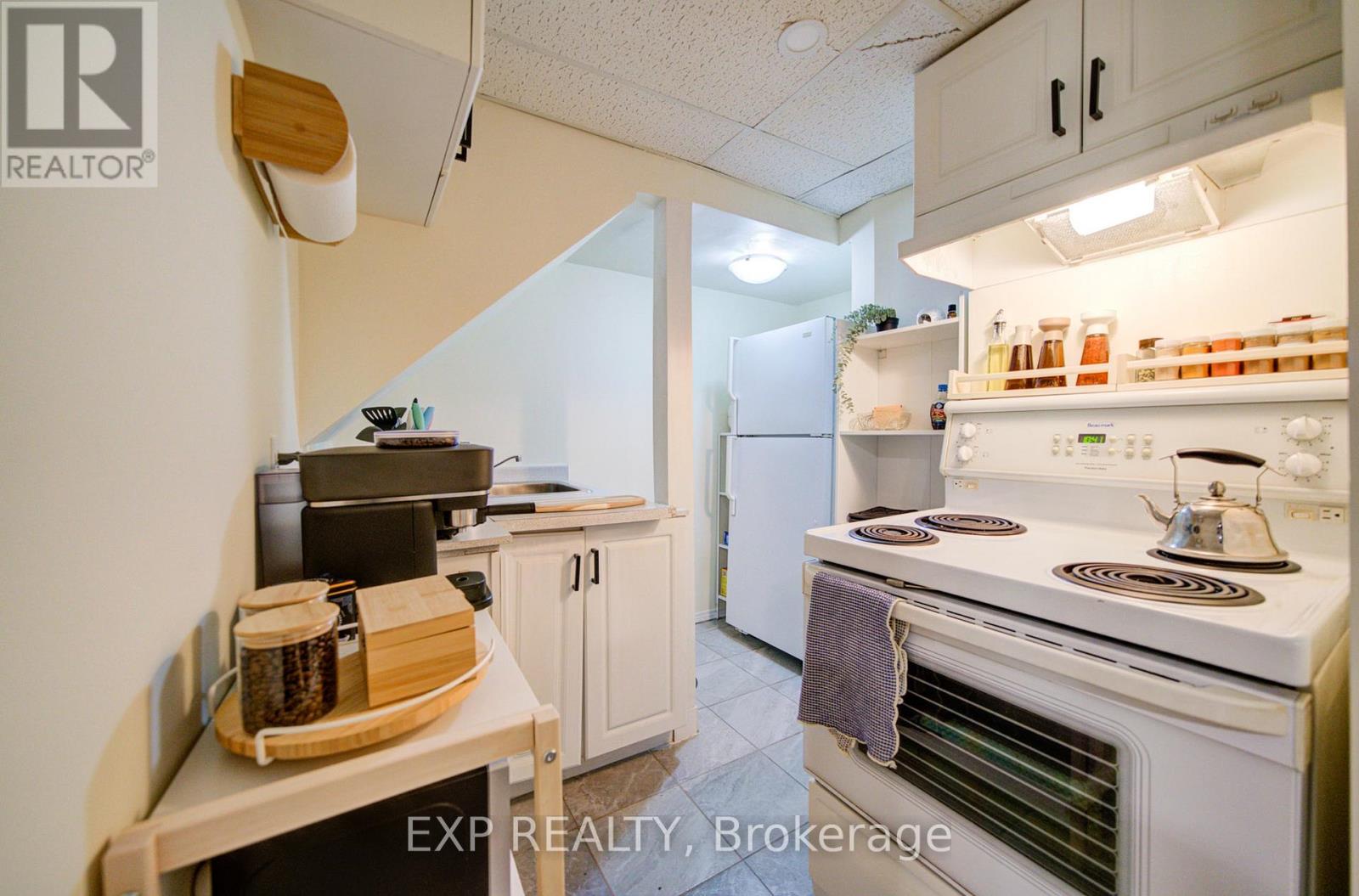 3824 Allcroft Road, Mississauga, Ontario  L5N 6V6 - Photo 36 - W12878050