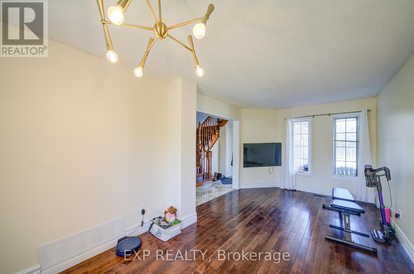 3824 Allcroft Road, Mississauga, Ontario  L5N 6V6 - Photo 6 - W12878050