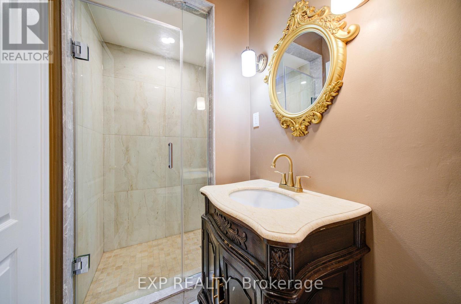 3824 Allcroft Road, Mississauga, Ontario  L5N 6V6 - Photo 9 - W12878050