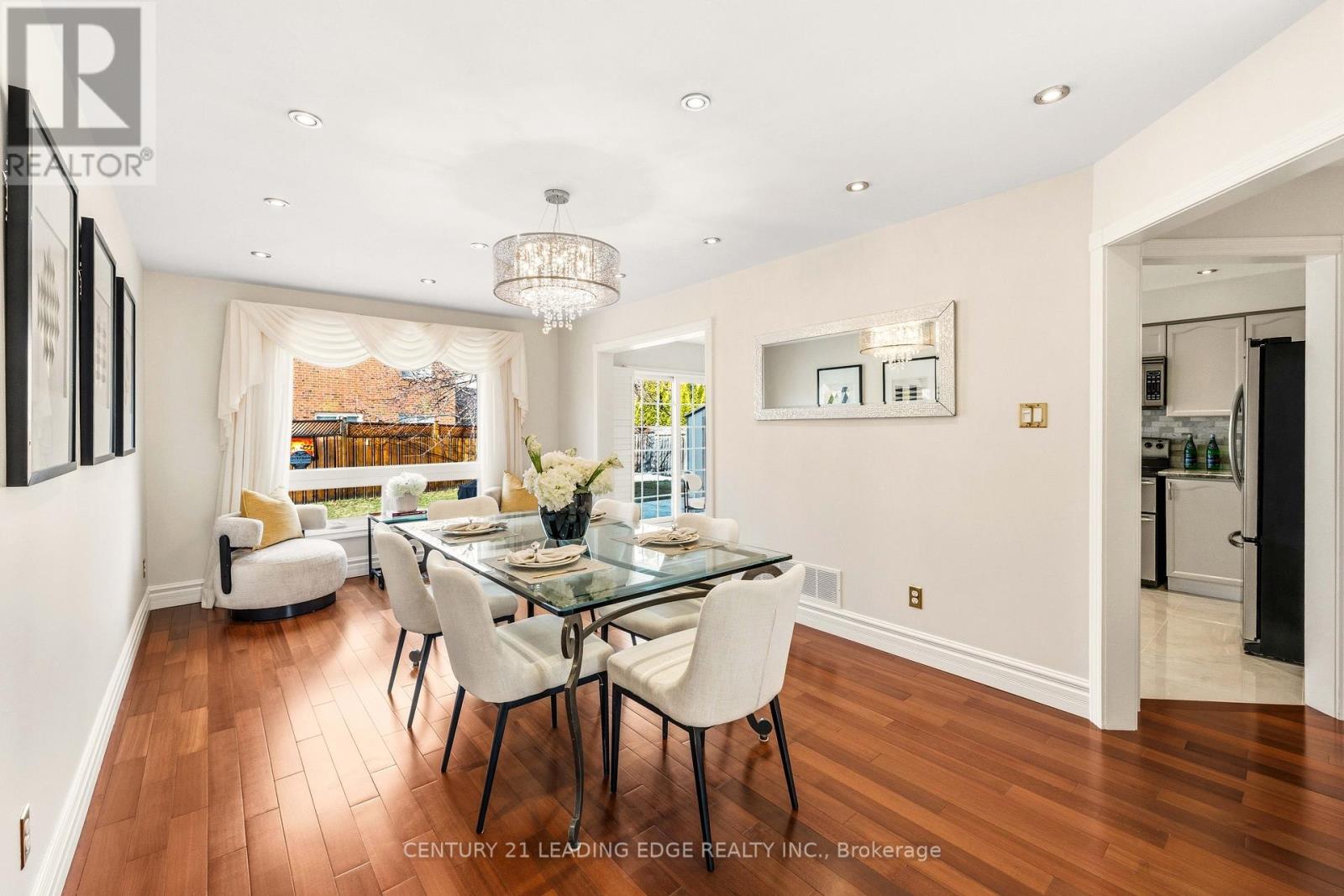 3295 Coralbean Place, Mississauga, Ontario  L5N 6X8 - Photo 10 - W12878064