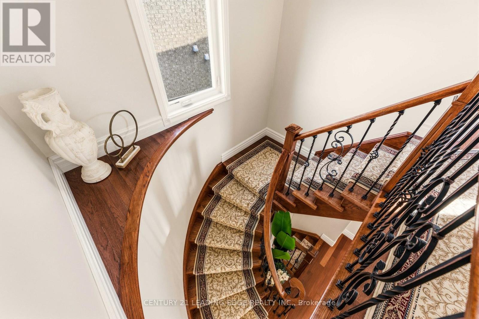 3295 Coralbean Place, Mississauga, Ontario  L5N 6X8 - Photo 19 - W12878064