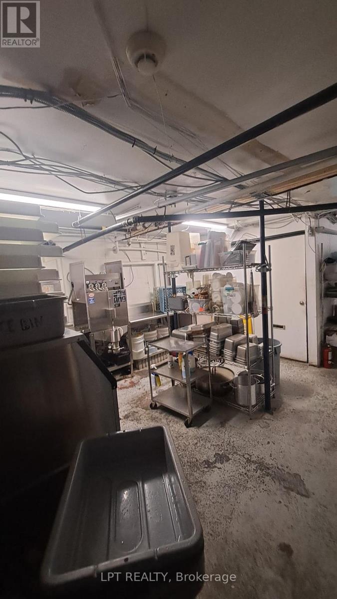 122 Atlantic Avenue, Toronto (South Parkdale), Ontario  M6K 1X9 - Photo 10 - W12878116