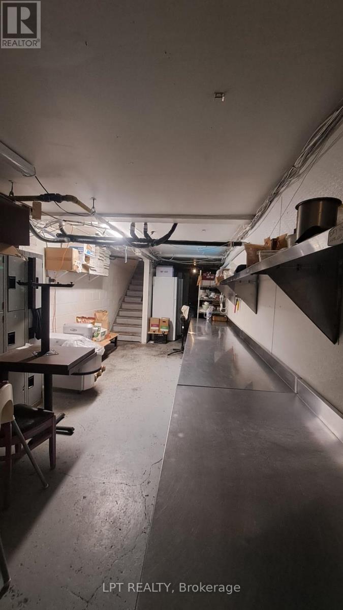 122 Atlantic Avenue, Toronto (South Parkdale), Ontario  M6K 1X9 - Photo 12 - W12878116