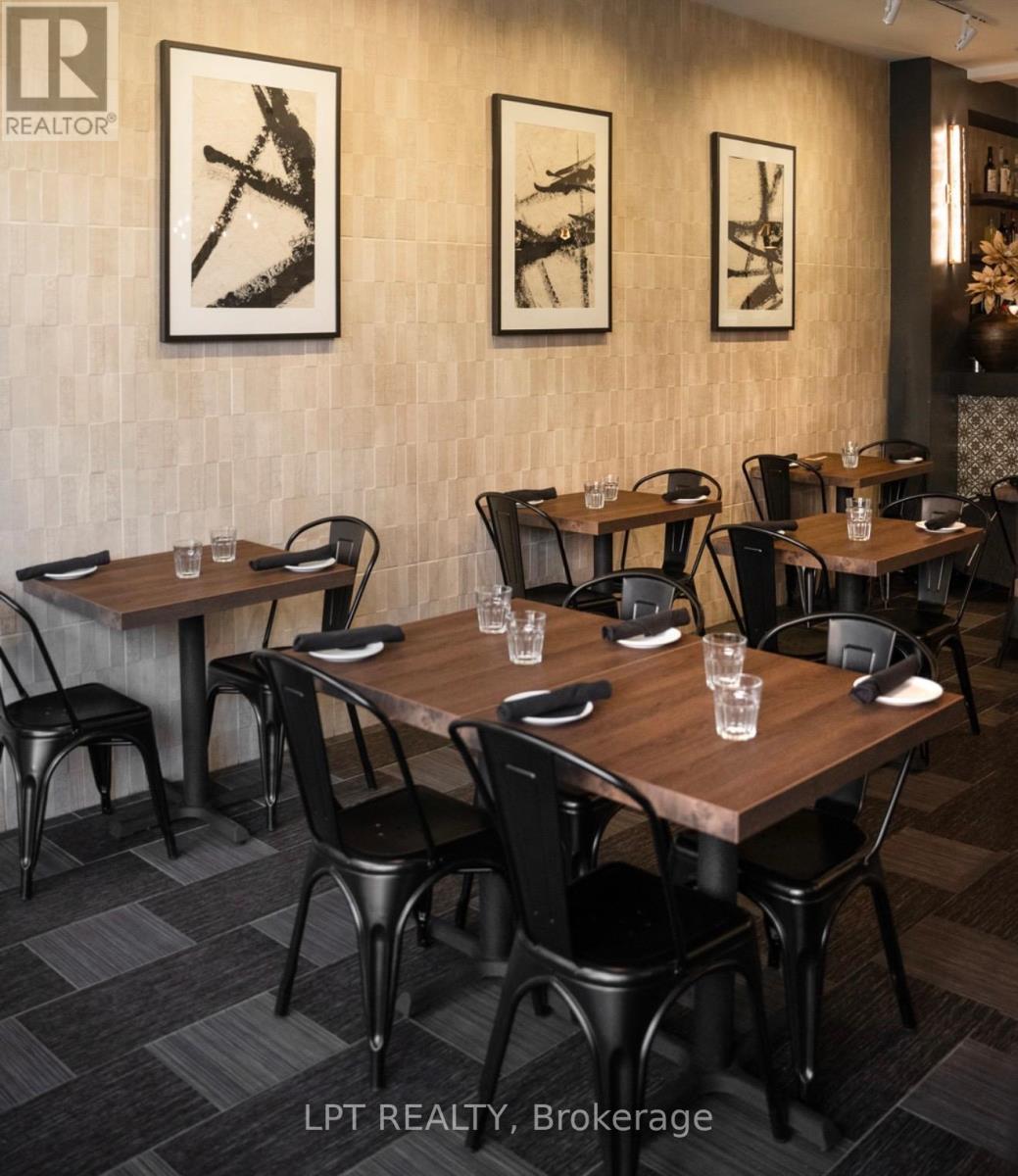 122 Atlantic Avenue, Toronto (South Parkdale), Ontario  M6K 1X9 - Photo 2 - W12878116