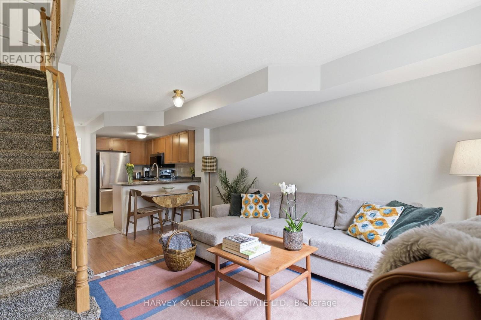 18 - 20 Turntable Crescent, Toronto (Dovercourt-Wallace Emerson-Junction), Ontario  M6H 4K9 - Photo 13 - W12878126