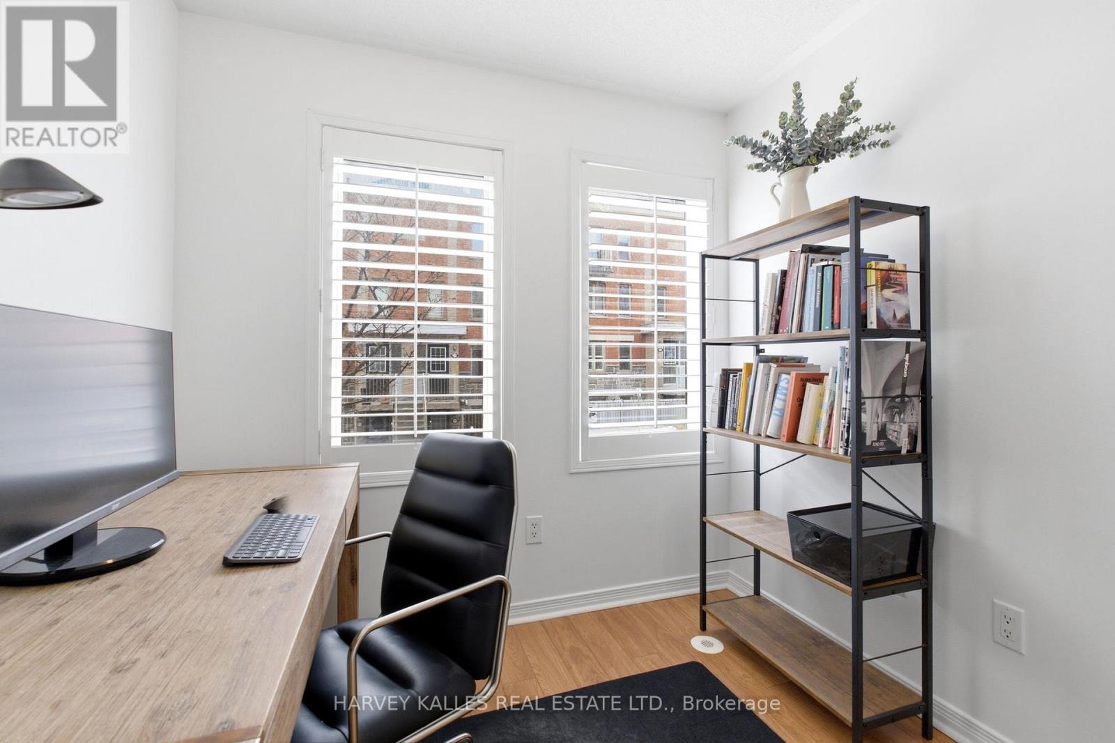 18 - 20 Turntable Crescent, Toronto (Dovercourt-Wallace Emerson-Junction), Ontario  M6H 4K9 - Photo 18 - W12878126