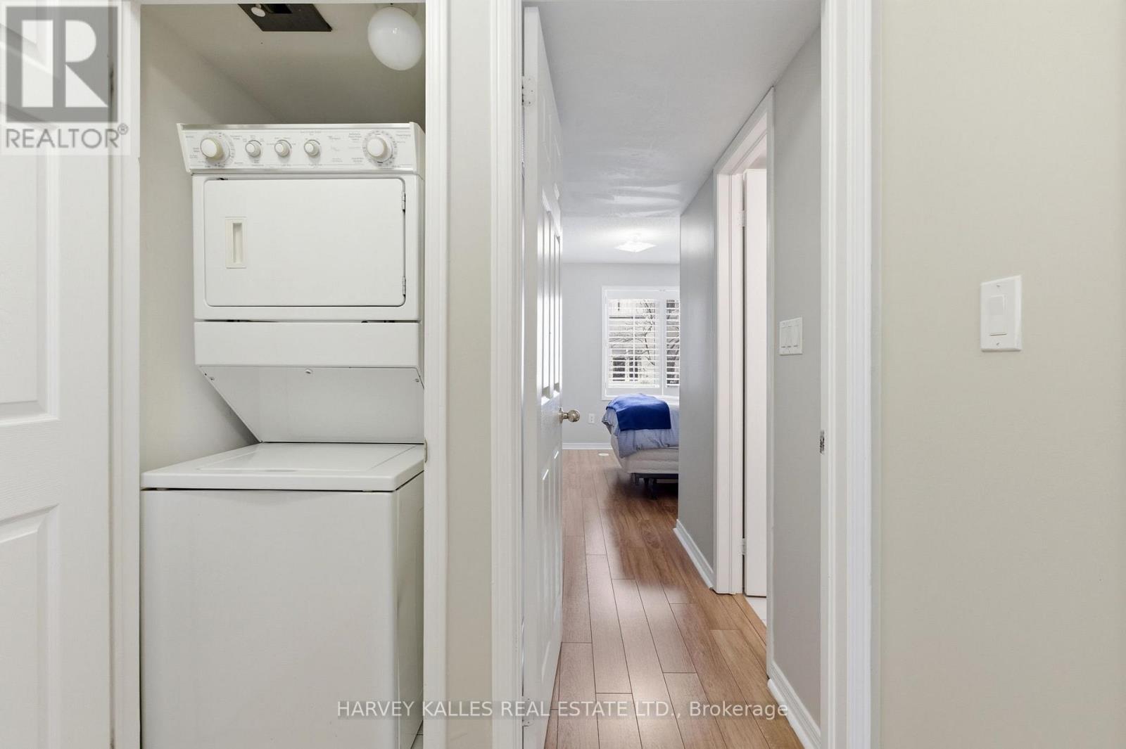 18 - 20 Turntable Crescent, Toronto (Dovercourt-Wallace Emerson-Junction), Ontario  M6H 4K9 - Photo 22 - W12878126