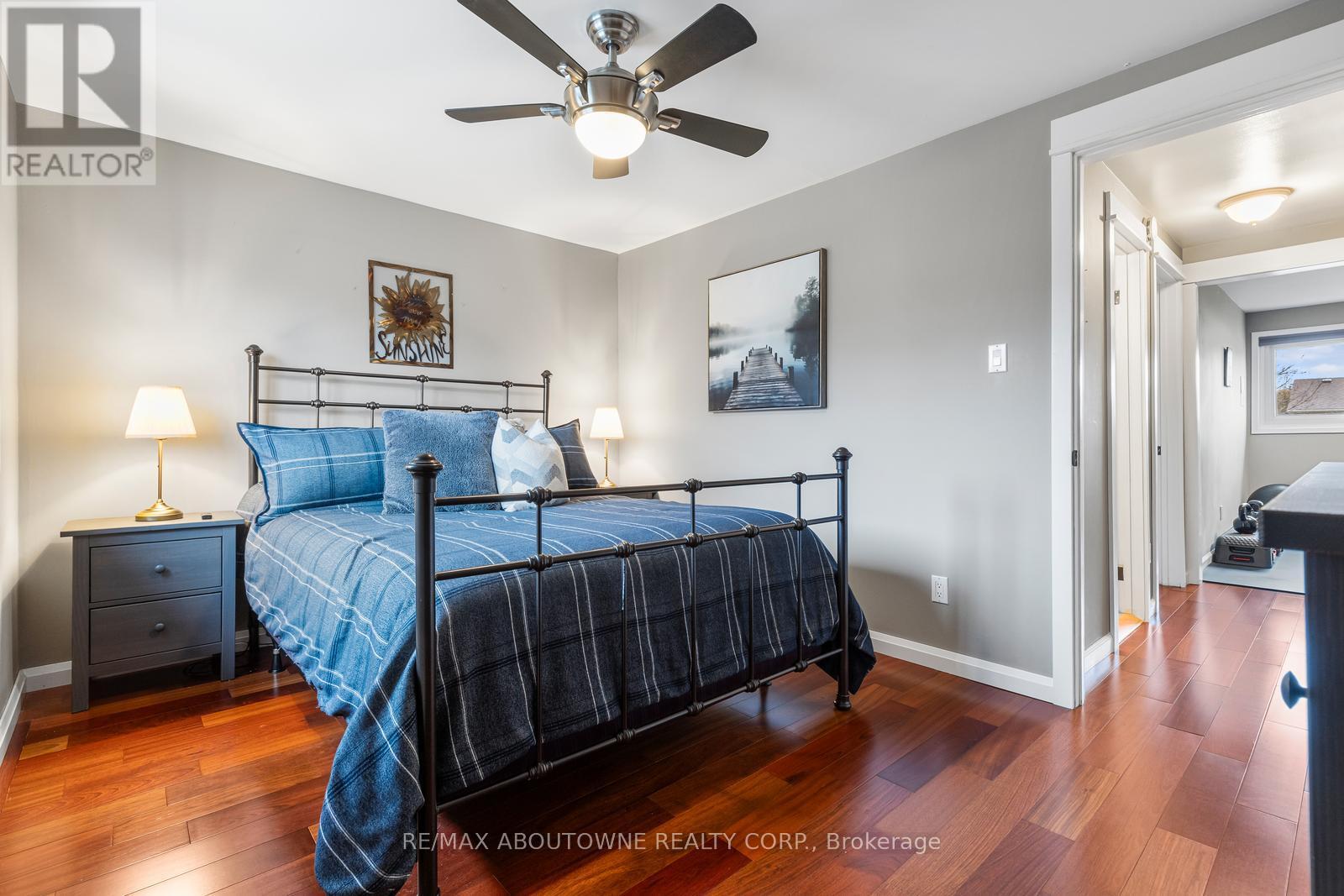 71 Sarah Lane, Oakville, Ontario  L6L 3V2 - Photo 18 - W12878144