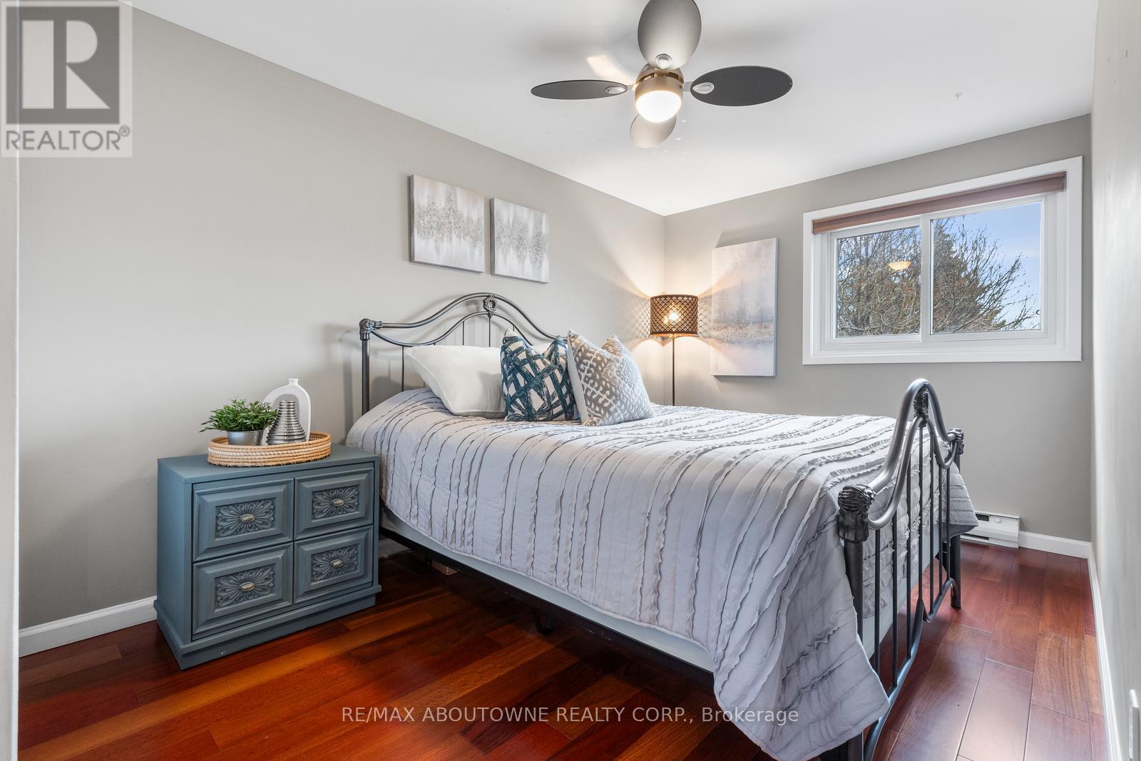 71 Sarah Lane, Oakville, Ontario  L6L 3V2 - Photo 22 - W12878144