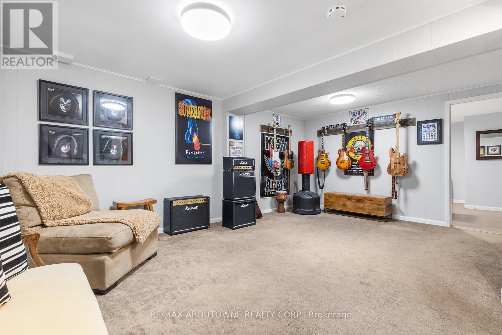 71 Sarah Lane, Oakville, Ontario  L6L 3V2 - Photo 25 - W12878144