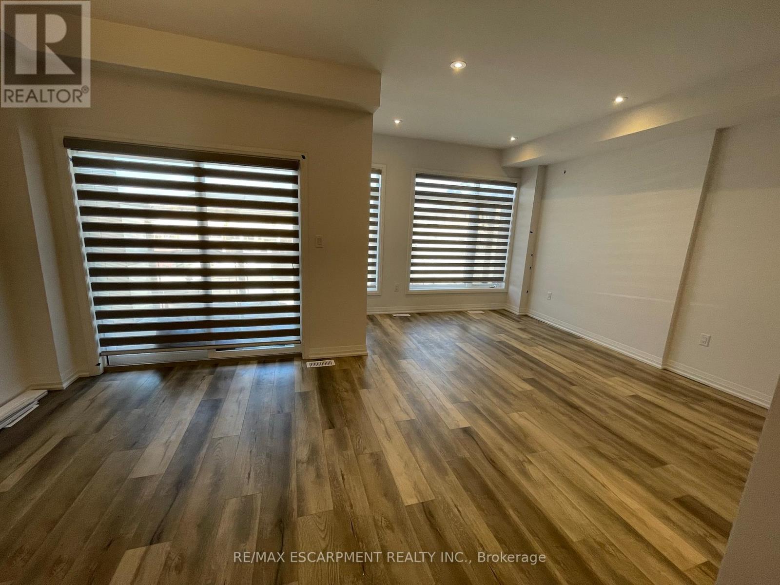 106 - 61 Soho Street, Hamilton, Ontario  L8J 2R5 - Photo 18 - X12878036