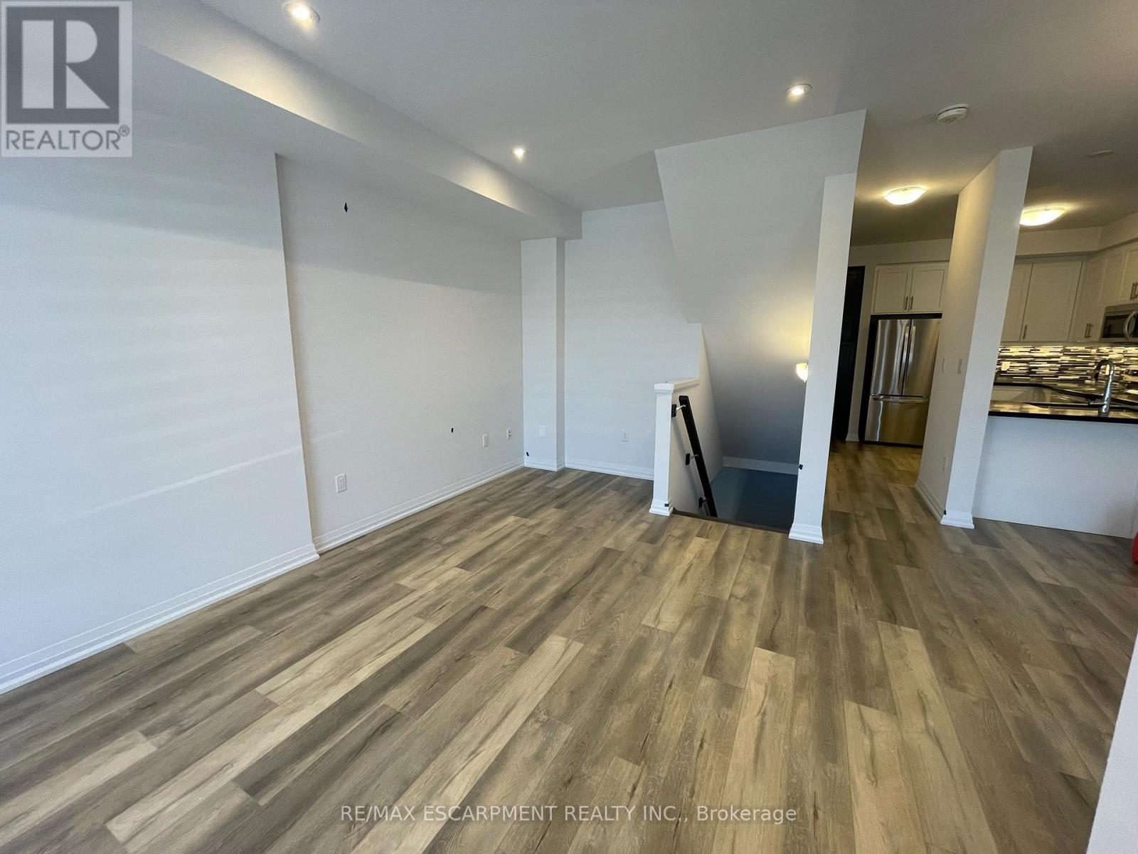 106 - 61 Soho Street, Hamilton, Ontario  L8J 2R5 - Photo 19 - X12878036