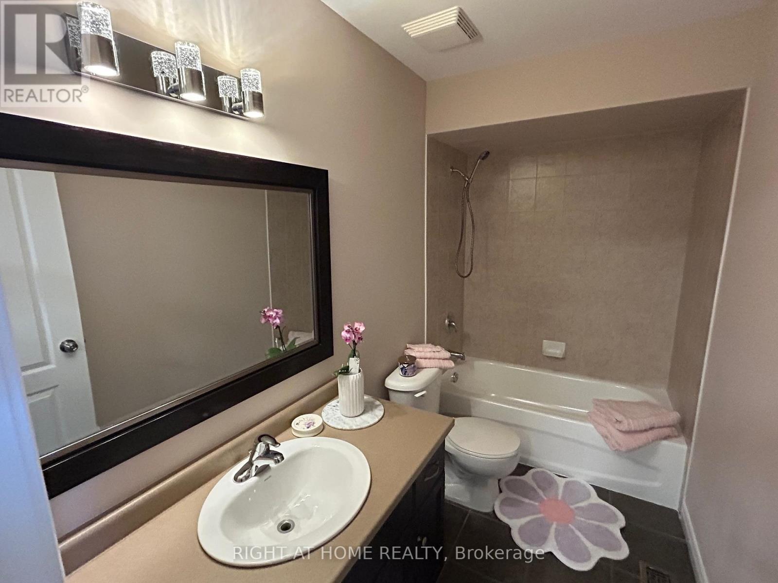 9 - 22 Liddycoat Lane, Hamilton, Ontario  L9G 0A7 - Photo 12 - X12878044