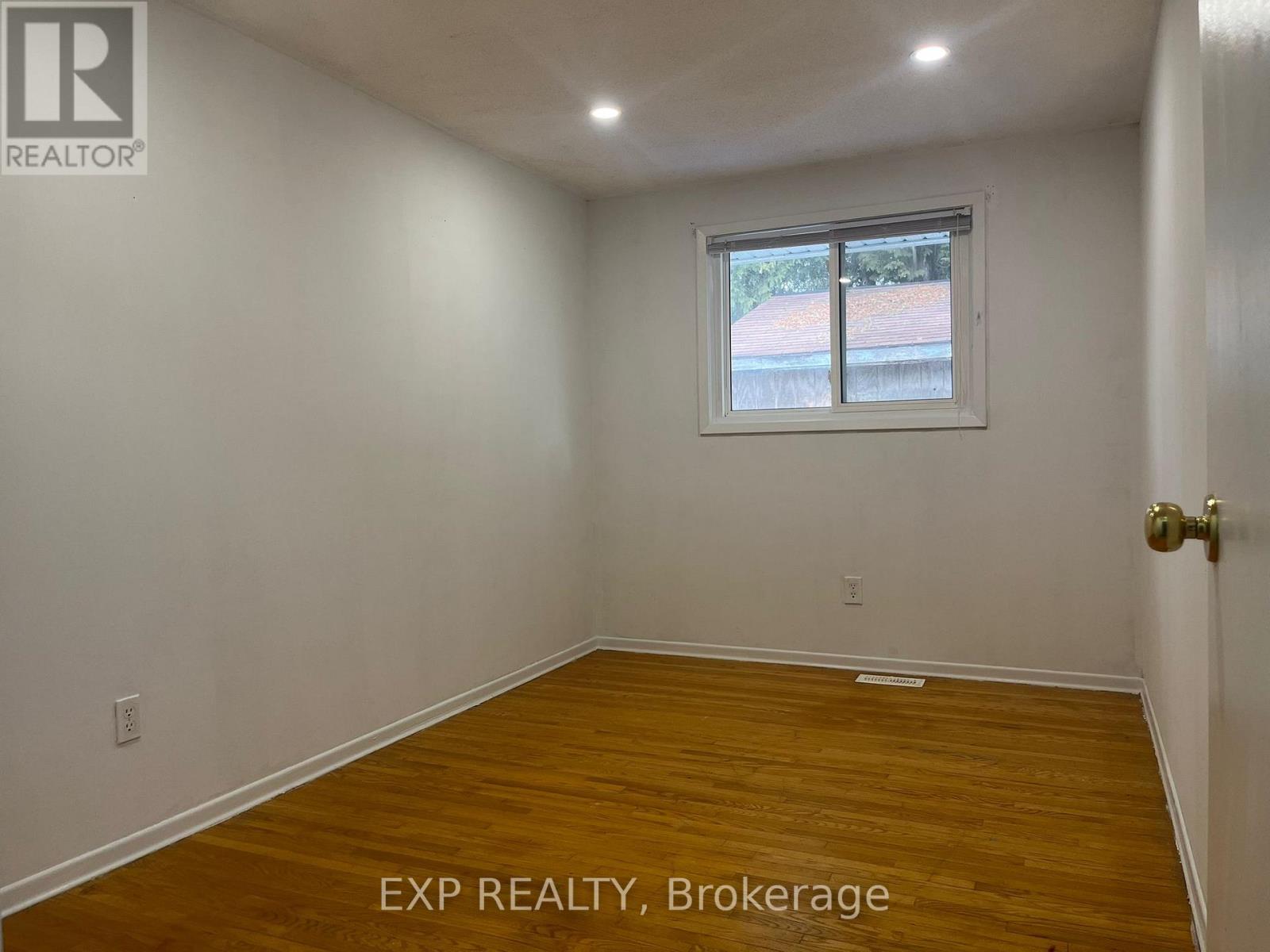 123 Greendale Crescent, Kitchener, Ontario  N2A 2R5 - Photo 10 - X12878062