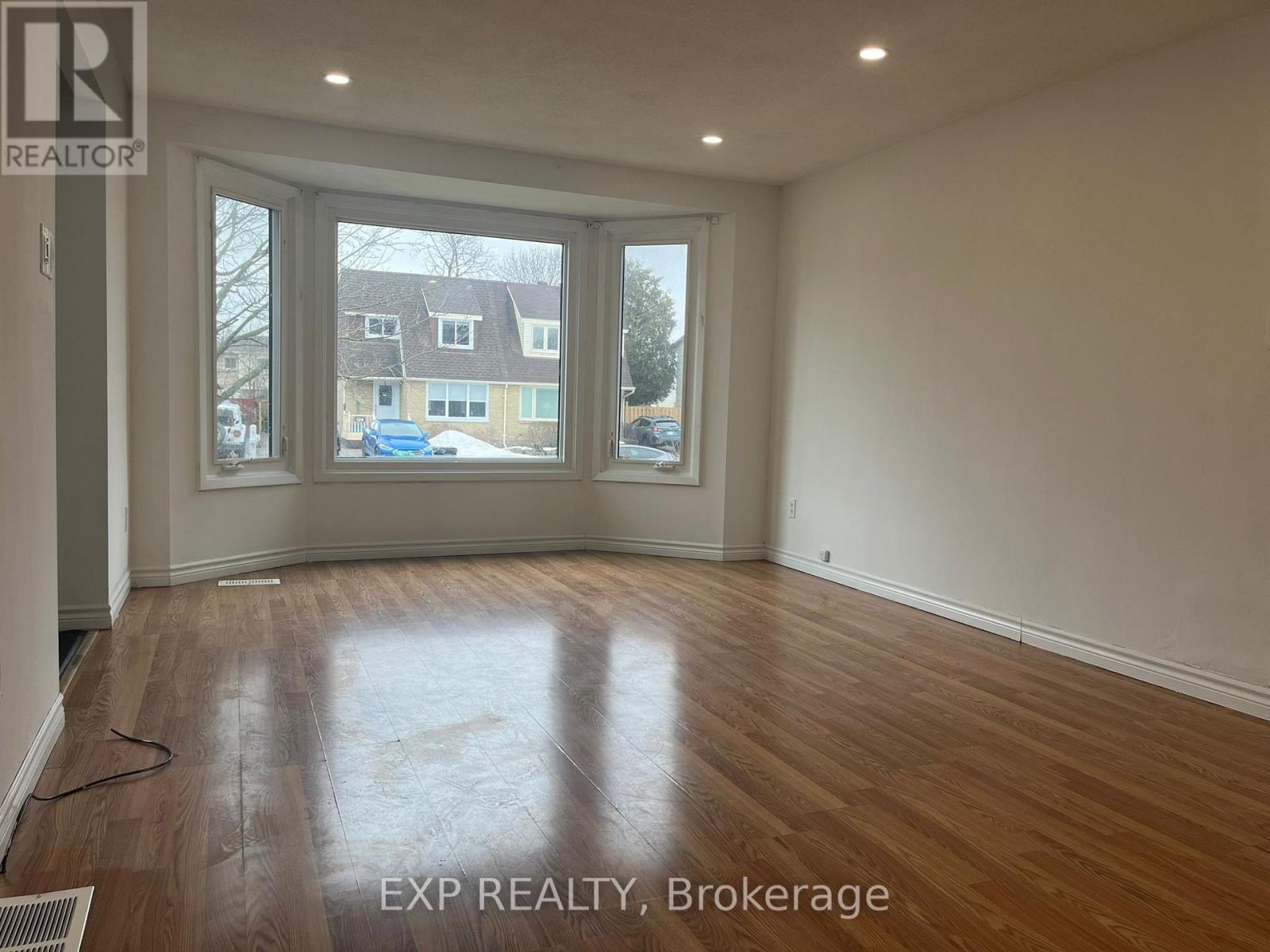 123 Greendale Crescent, Kitchener, Ontario  N2A 2R5 - Photo 3 - X12878062