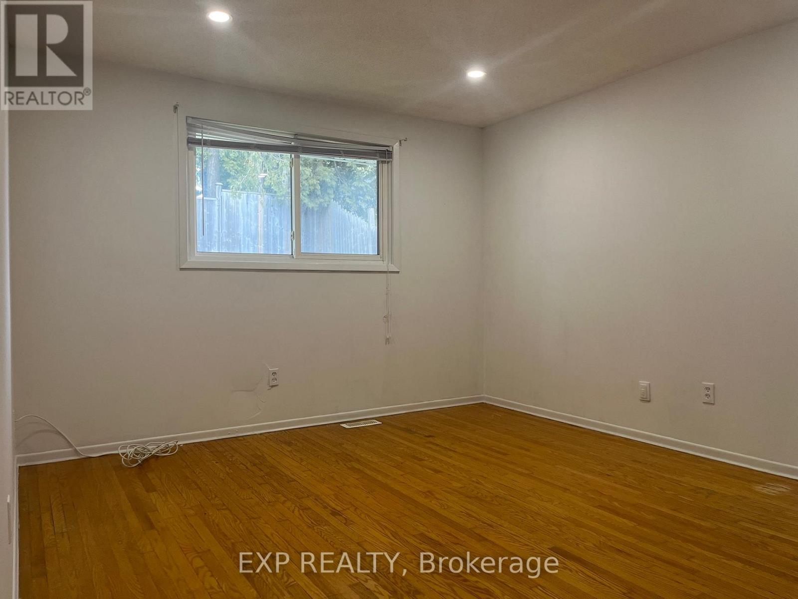 123 Greendale Crescent, Kitchener, Ontario  N2A 2R5 - Photo 8 - X12878062