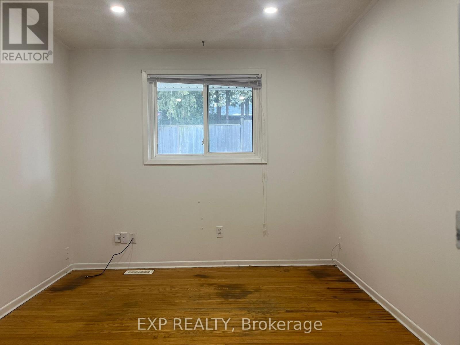 123 Greendale Crescent, Kitchener, Ontario  N2A 2R5 - Photo 9 - X12878062