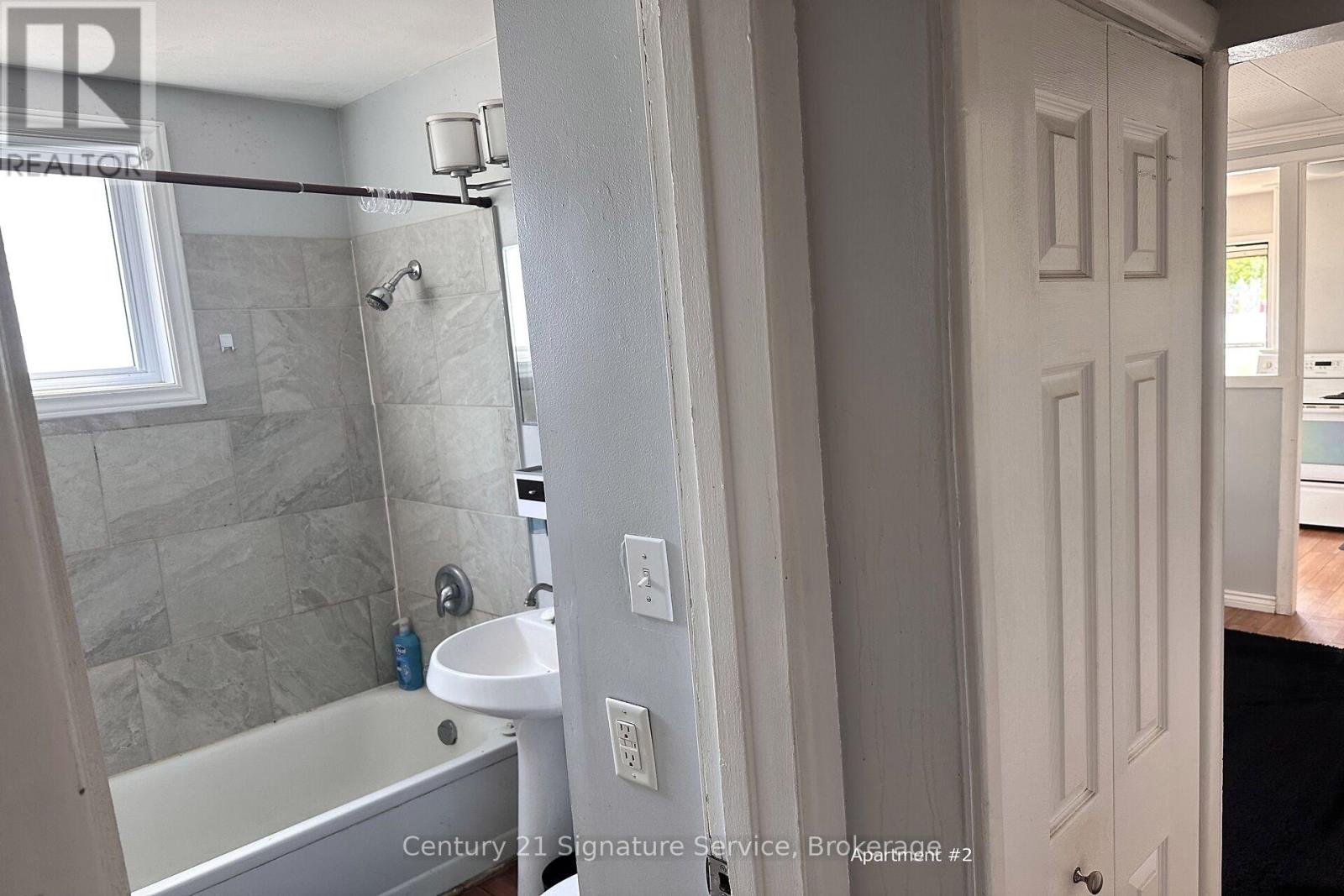 115 Ainslie Street N, Cambridge, Ontario  N1R 3P2 - Photo 10 - X12878092