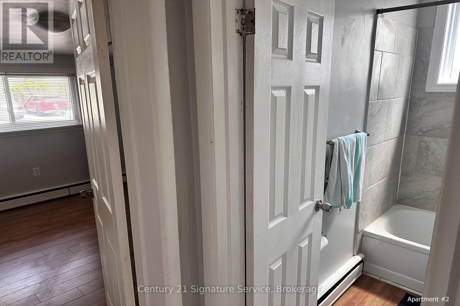 115 Ainslie Street N, Cambridge, Ontario  N1R 3P2 - Photo 11 - X12878092