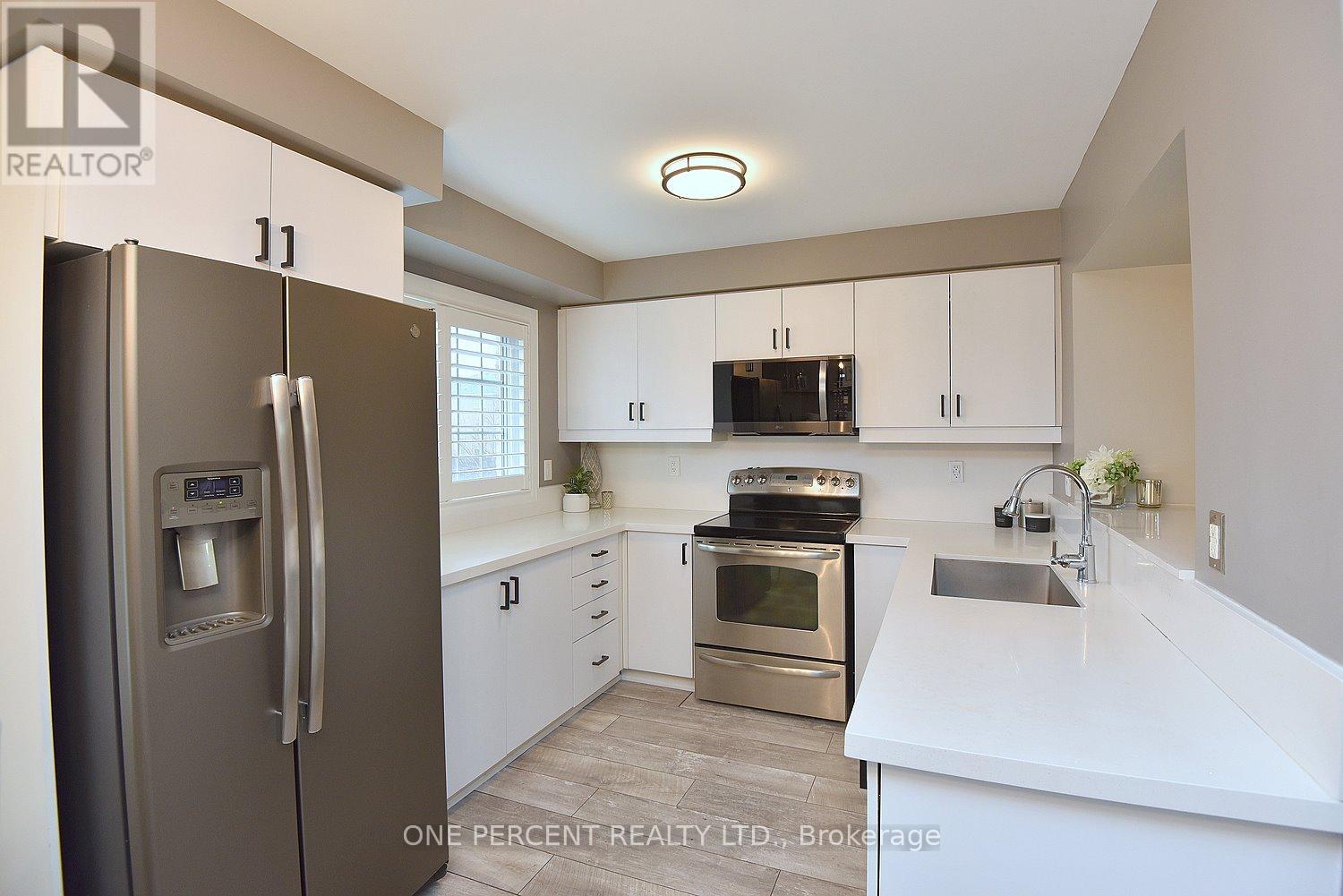 13 Emick Drive, Hamilton, Ontario  L9K 0C4 - Photo 14 - X12878104