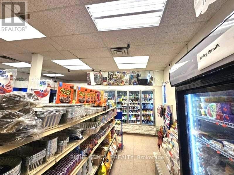 230 Erie Avenue, Brantford, Ontario  N3S 2H2 - Photo 6 - X12878112