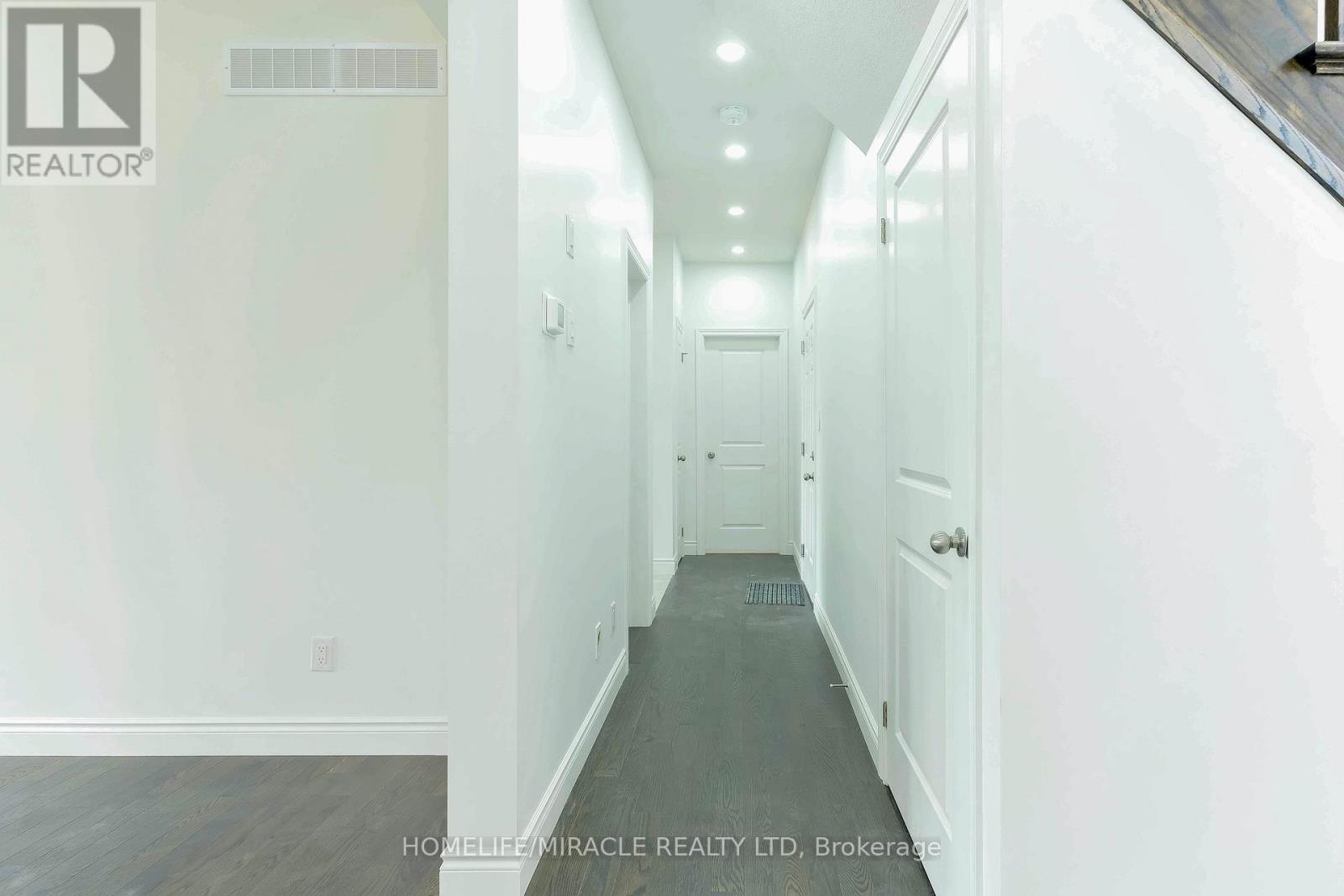 196 Freure Drive, Cambridge, Ontario  N1S 0A9 - Photo 10 - X12878120